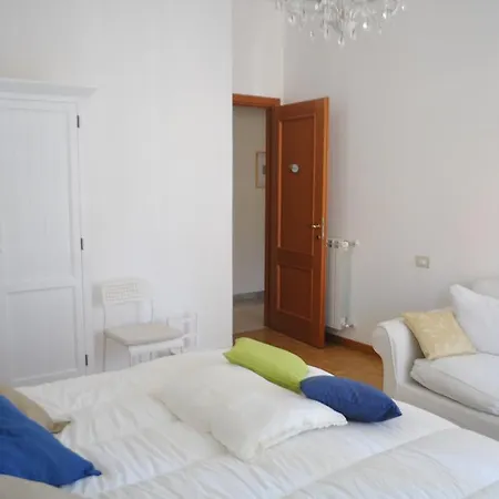 Ferienwohnung Rome Guest Hospitality Exterior foto